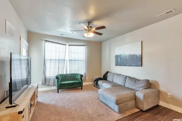 Lehi, UT 84043,3852 W 1850 N #M202