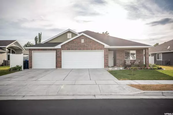 West Bountiful, UT 84087,1779 N 690 W