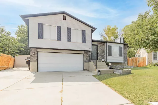 West Jordan, UT 84081,6778 S BERULA CIR