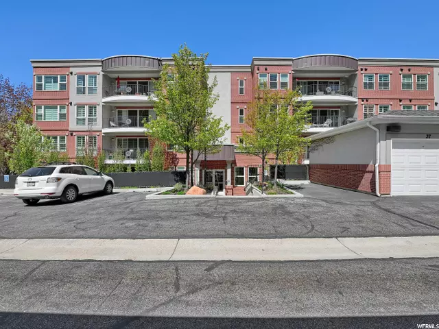 Salt Lake City, UT 84108,925 S DONNER WAY #2300