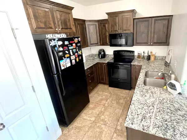 Pleasant Grove, UT 84062,308 S 740 #202 W #202