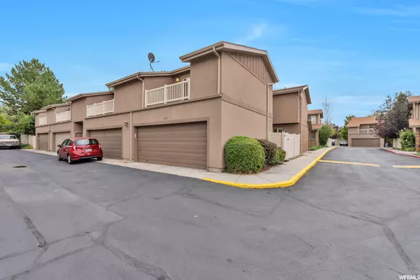 Sandy, UT 84094,8727 S OAKWOOD PARK CIR