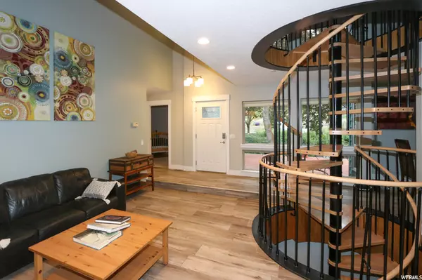 Cottonwood Heights, UT 84121,3414 E ENCHANTED HILLS DR