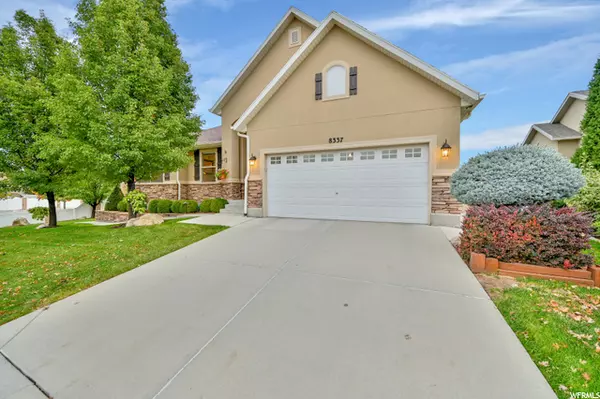 West Jordan, UT 84081,8337 S INDIAN OAK DR