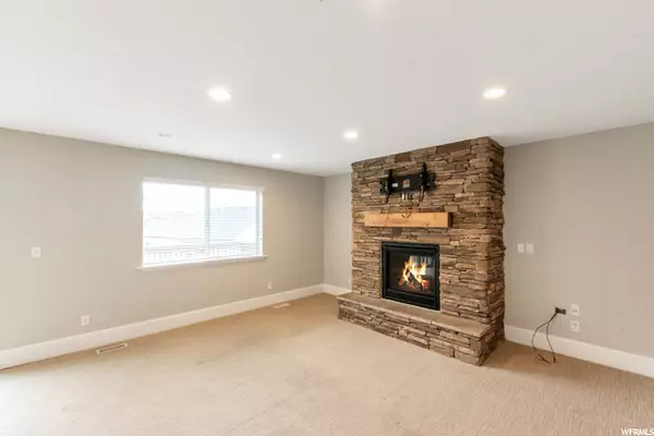 Provo, UT 84606,1346 CINNAMON RIDGE WAY