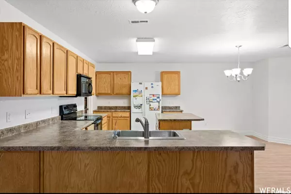 Lindon, UT 84042,1577 W 590 N