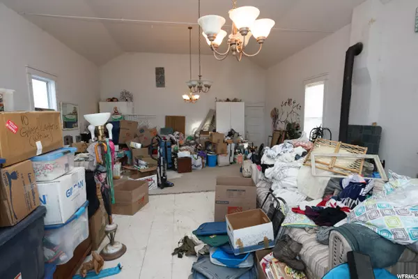 Marysvale, UT 84750,160 N 100 W