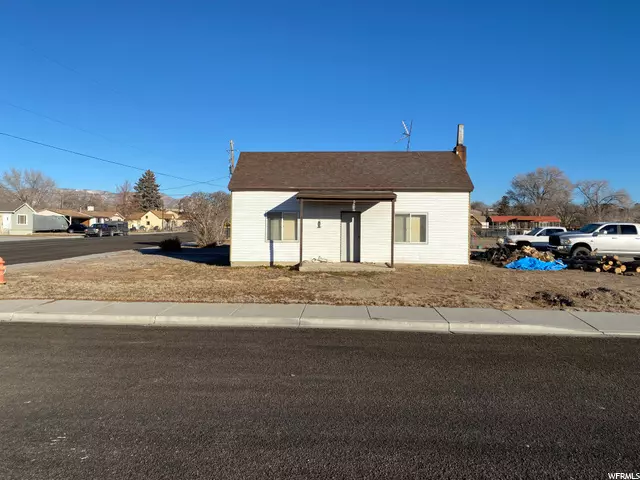 Castle Dale, UT 84513,185 S 100 E