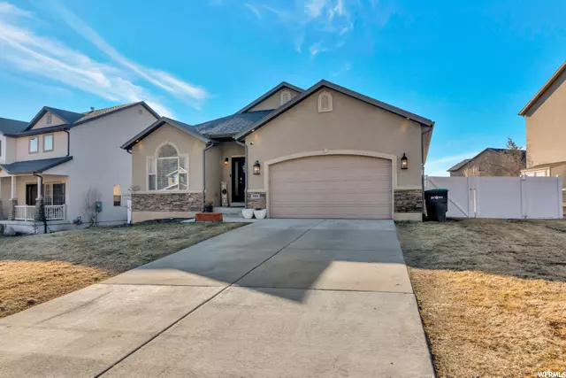 Provo, UT 84606,989 S CINNAMON RIDGE DR