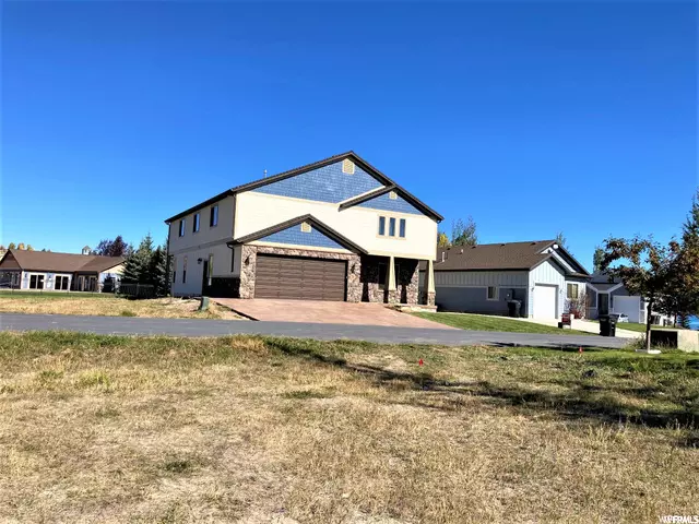 Garden City, UT 84028,341 W RENDEZVOUS WAY #19