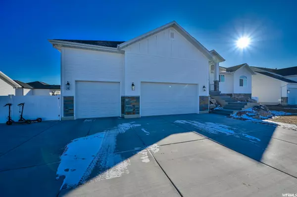 Taylor, UT 84401,4165 W 1725 S #38