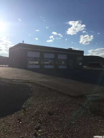 Roosevelt, UT 84066,295 W HWY 40