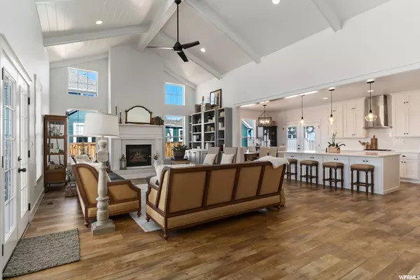 Kaysville, UT 84037,376 N ANGEL ST W