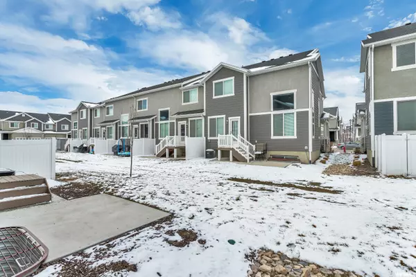 Lehi, UT 84043,1735 N 3720 W #1011