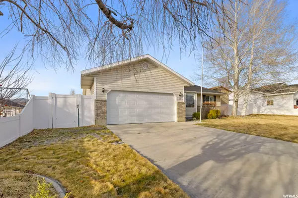 Lehi, UT 84043,849 E 2070 N