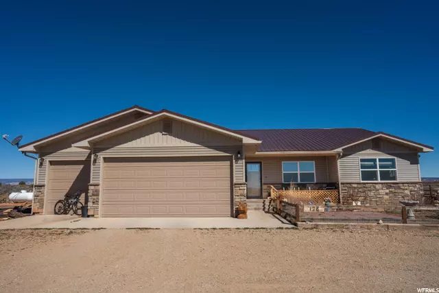 Blanding, UT 84511,128 S AVIKAN HILLS DR