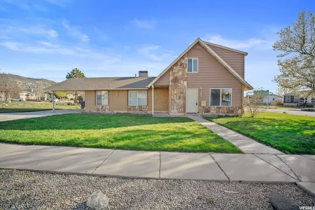 99 W 275 N, North Salt Lake, UT 84054