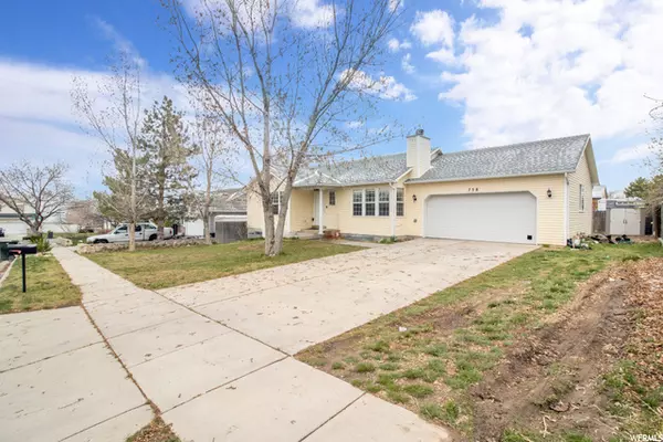 Tooele, UT 84074,758 S SUNRISE LN