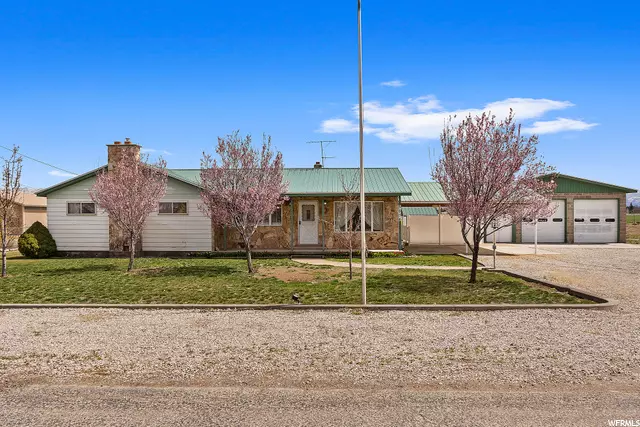 Hooper, UT 84315,5576 S 6700 W