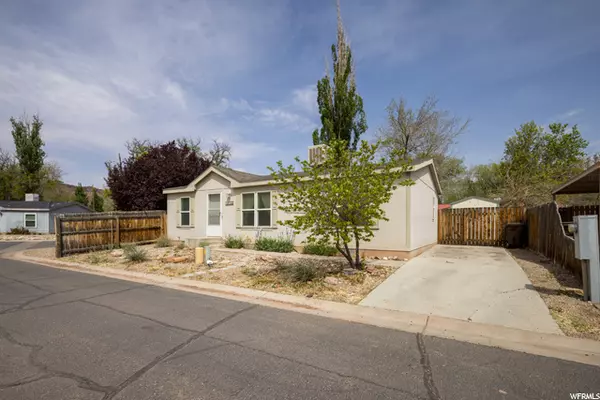 Moab, UT 84532,380 PORTAL VISTA LOOP