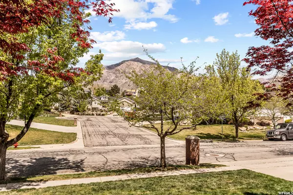 Pleasant View, UT 84414,587 W 3900 N