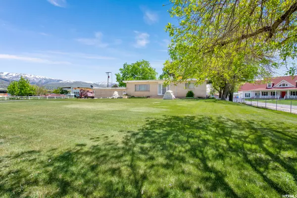 West Bountiful, UT 84087,715 W 400 N