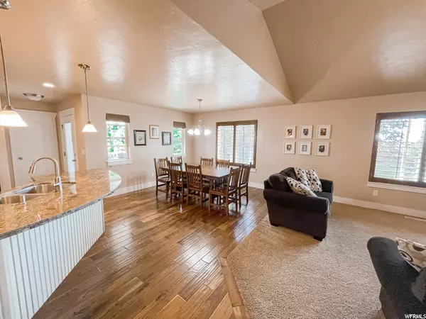 Hyde Park, UT 84318,633 S 150 W