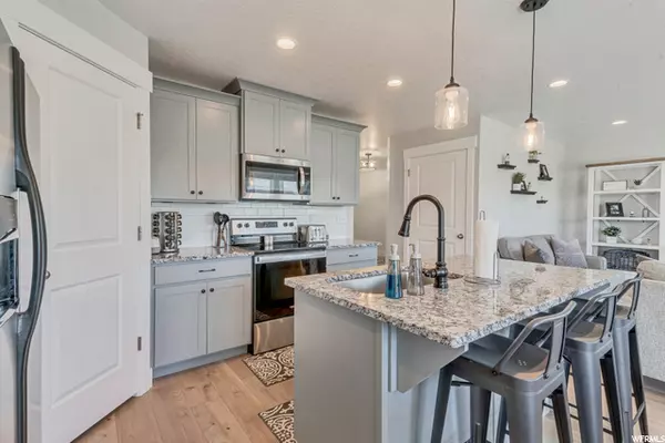 Spanish Fork, UT 84660,987 W 40 N