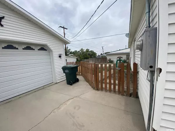 Tooele, UT 84074,290 S 360 W