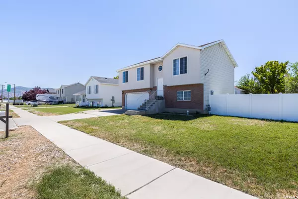 Roy, UT 84067,4228 S MIDLAND DR