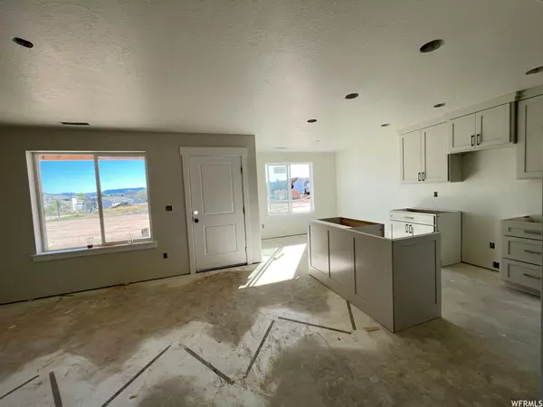 Garden City, UT 84028,204 W SEASONS LN #43