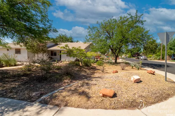 Santa Clara, UT 84765,2587 SCENIC DR