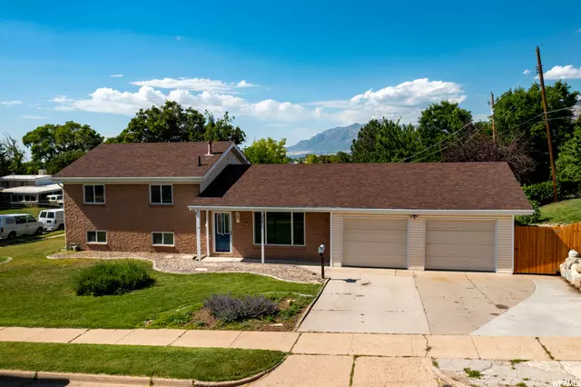 South Ogden, UT 84403,956 E 4275 S