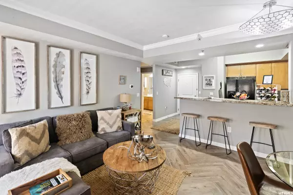 Salt Lake City, UT 84101,5 S 500 W #617