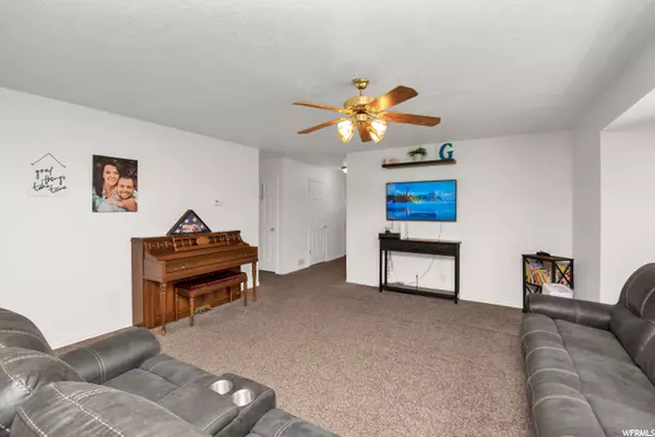 Clearfield, UT 84015,171 S 1250 W