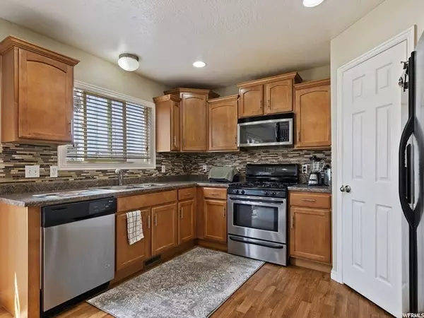 Eagle Mountain, UT 84005,2126 E CEDAR TRAILS WAY