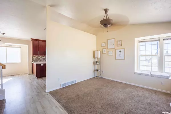 West Jordan, UT 84084,6995 S LOTUS WAY