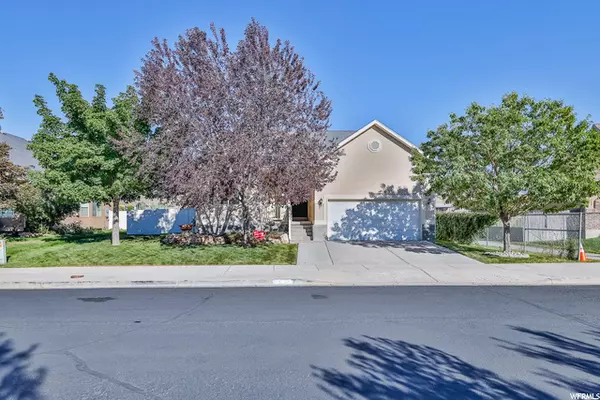 Stansbury Park, UT 84074,5364 LA ROCHELLE PL