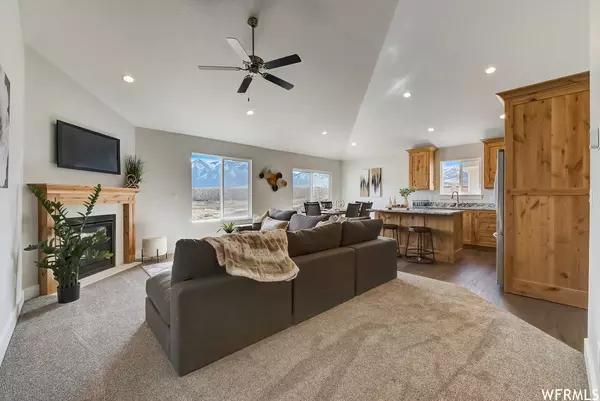 Tooele, UT 84074,1104 N 300 W #502