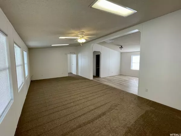 Pleasant View, UT 84404,2243 N HIGHWAY 89 W #47