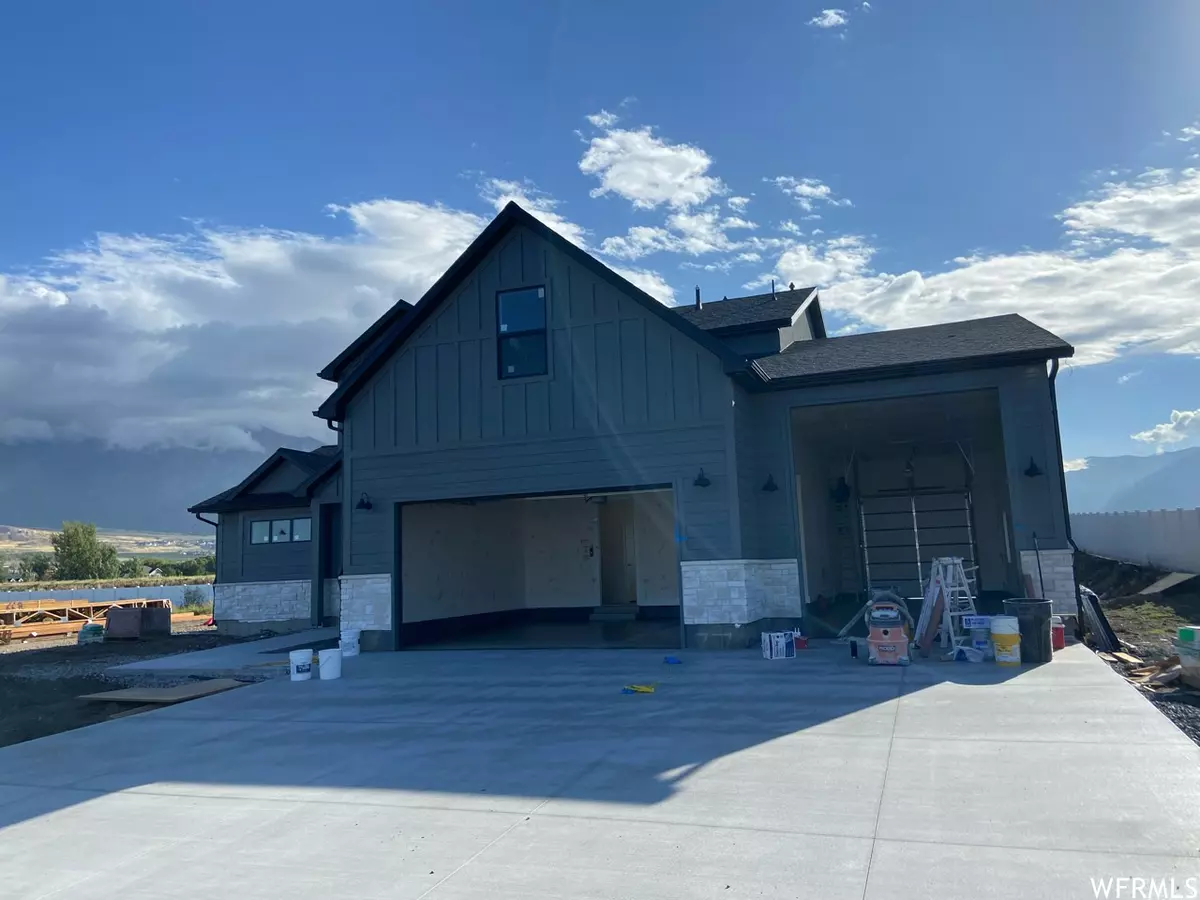 Farr West, UT 84404,2888 N 2350 W #77