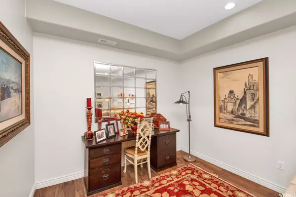 Holladay, UT 84117,1235 E WOLF HOLLOW LN #205