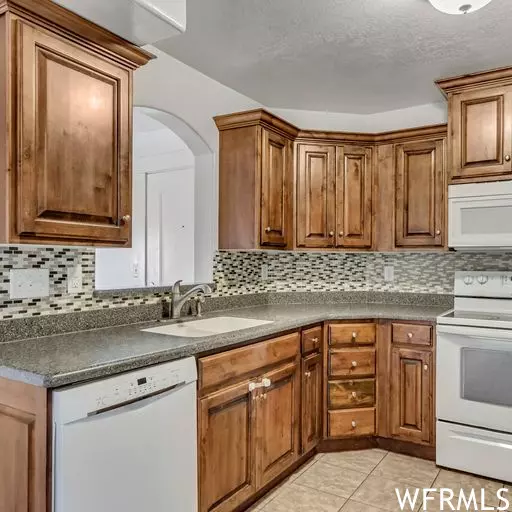 Payson, UT 84651,1045 S 1700 W #211