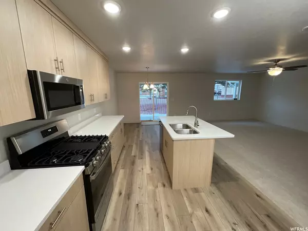 Washington Terrace, UT 84405,4956 S 475 W