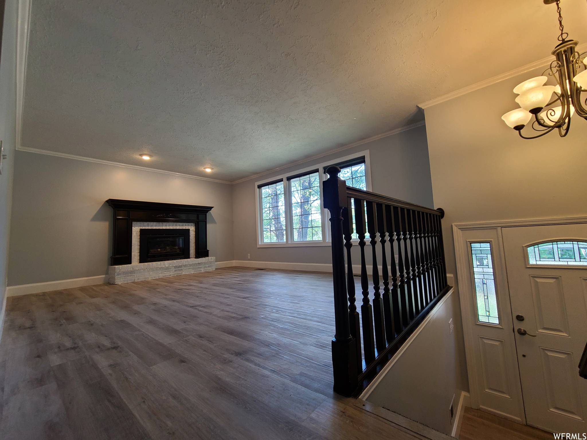 Centerville, UT 84014,453 W APPLEWOOD DR