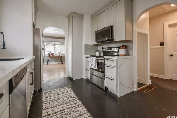 Salt Lake City, UT 84107,4233 S 700 E