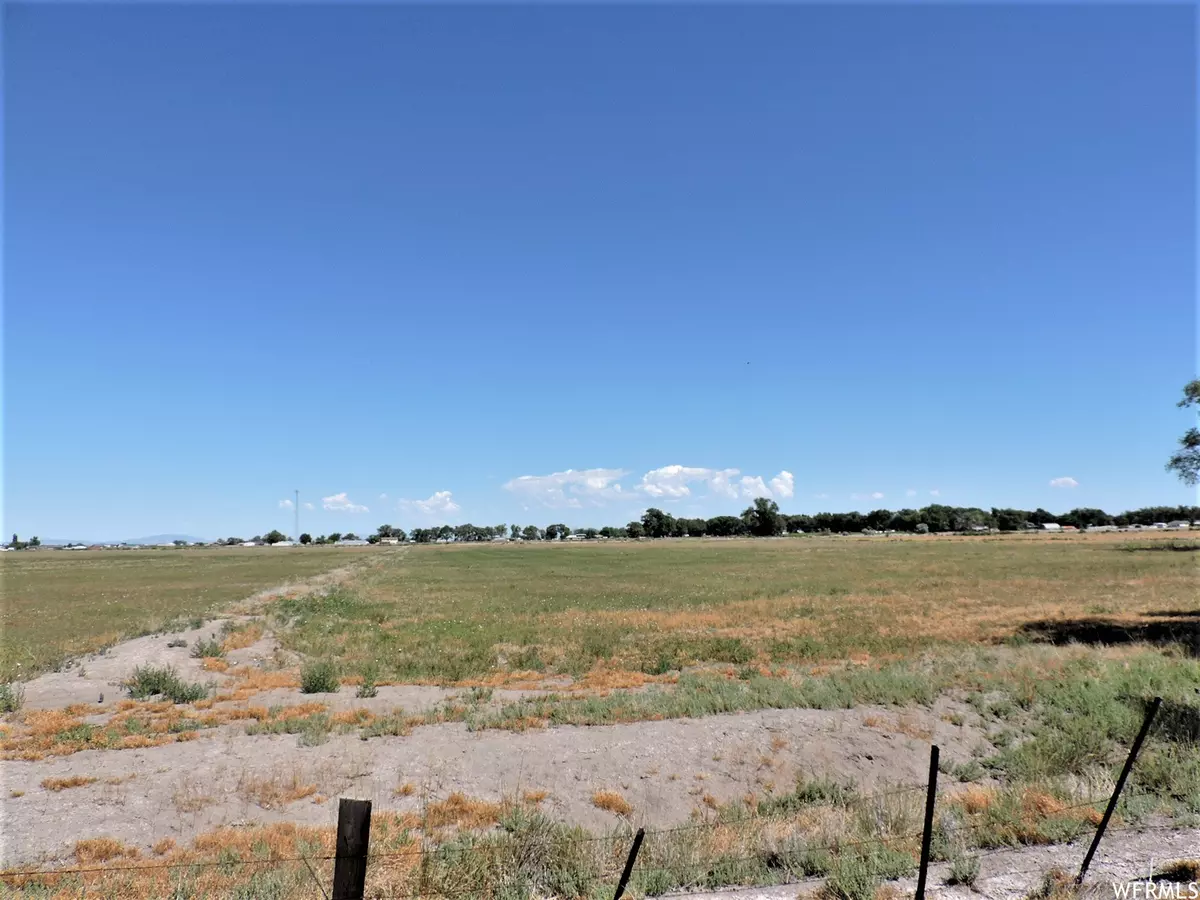 Hinckley, UT 84635,450 W 500 S