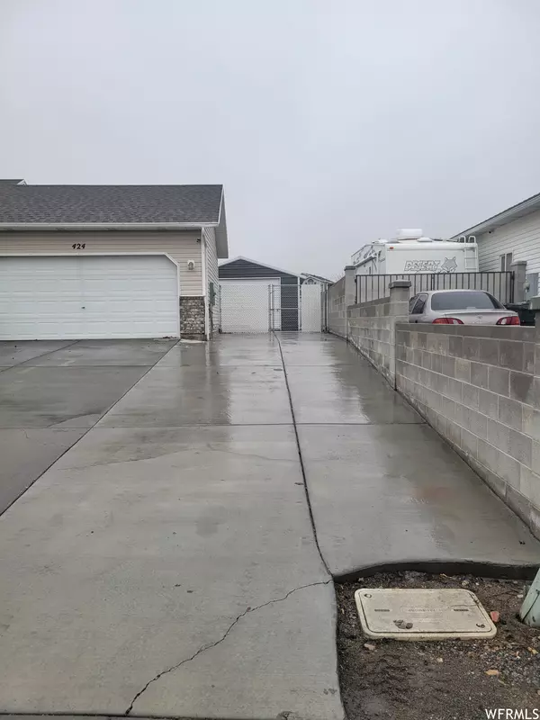 Tooele, UT 84074,424 CHELSIE WAY