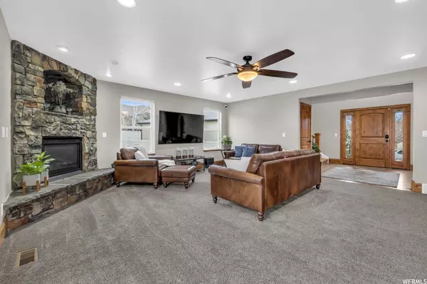 South Jordan, UT 84095,3537 W VIA DELEPAZ CIR