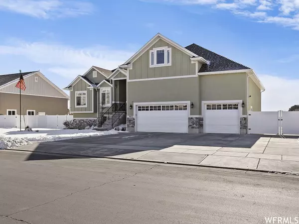 Farr West, UT 84404,2877 W 3325 N